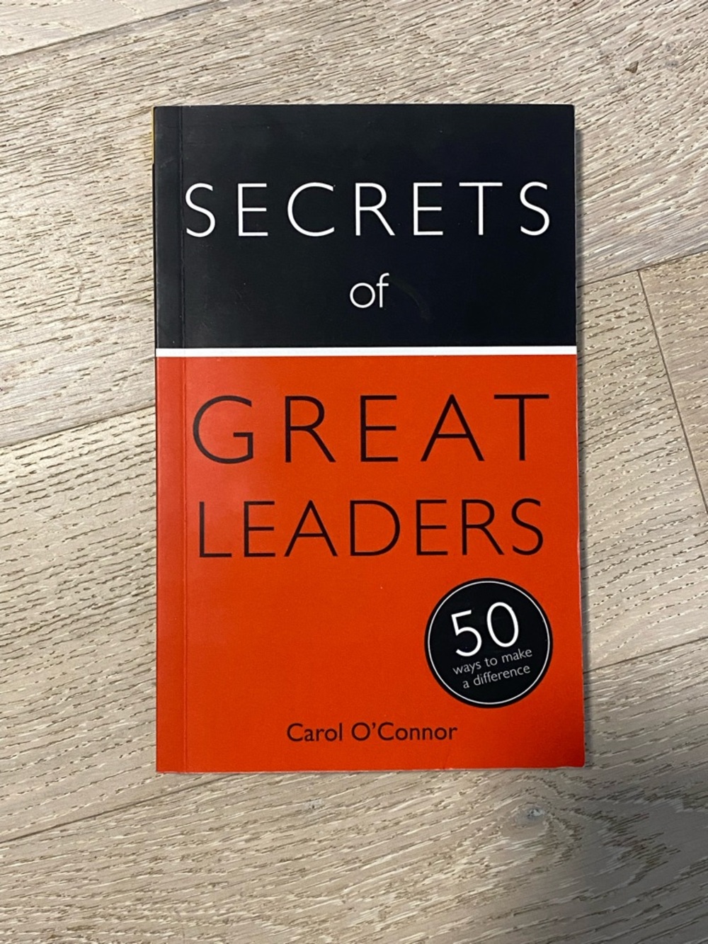 3/$10 🌸 Secrets of Great Leaders Book